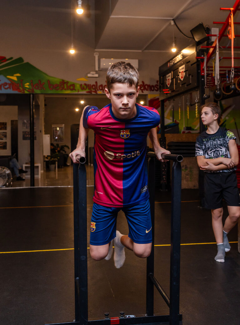 zajecia-fitmore-rybnik_0001_kalistenika-street-workout-kids - Fit&More