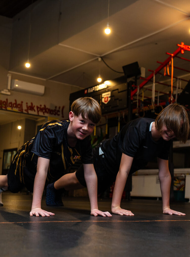 zajecia-fitmore-rybnik_0002_kalistenika-street-workout-kids - Fit&More